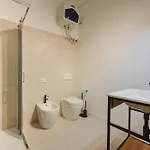 Penzion Raffinata Stanza 5 Con Bagno Privato Zona Stazione *