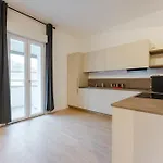 Raffinata Stanza 5 Con Bagno Privato Zona Stazione Penzion *