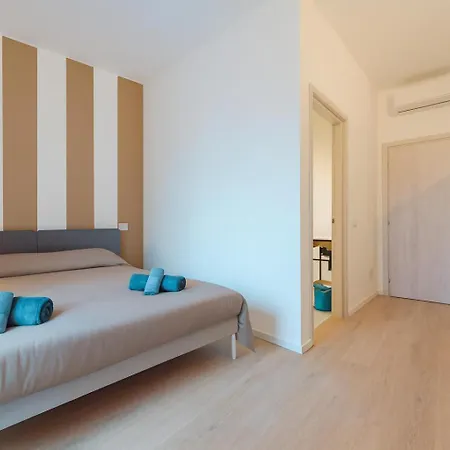 Raffinata Stanza 5 Con Bagno Privato Zona Stazione 게스트하우스