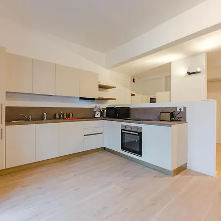 Raffinata Stanza 5 Con Bagno Privato Zona Stazione 게스트하우스