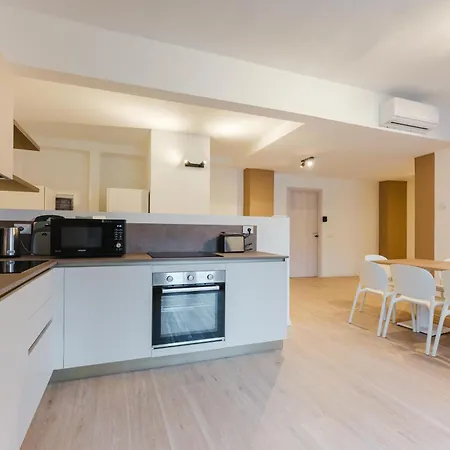 Raffinata Stanza 5 Con Bagno Privato Zona Stazione 게스트하우스